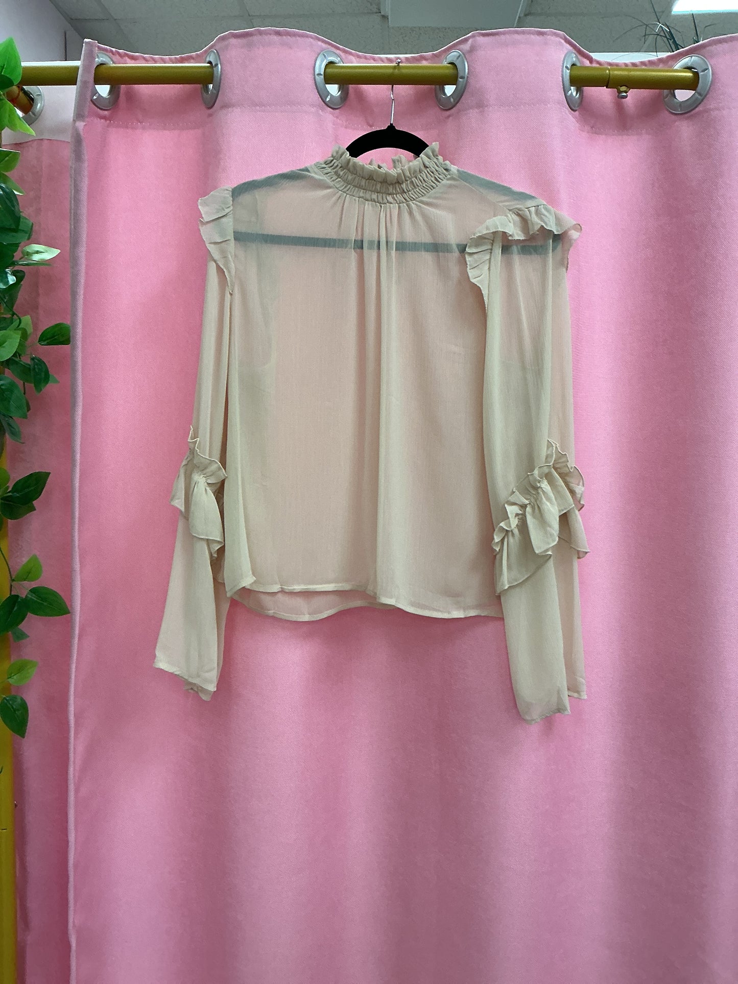 Blusa manga larga con transparencias
