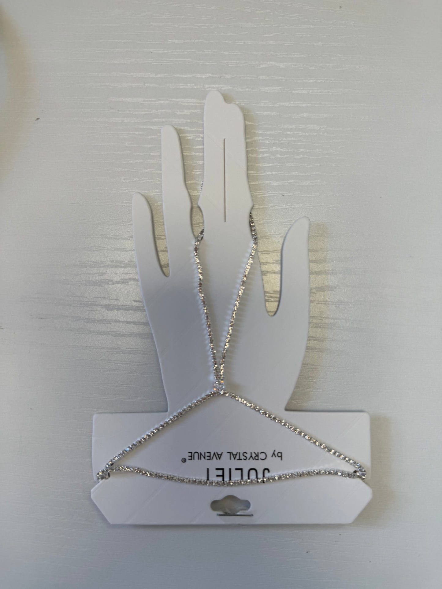 Double hand chain with diamond
