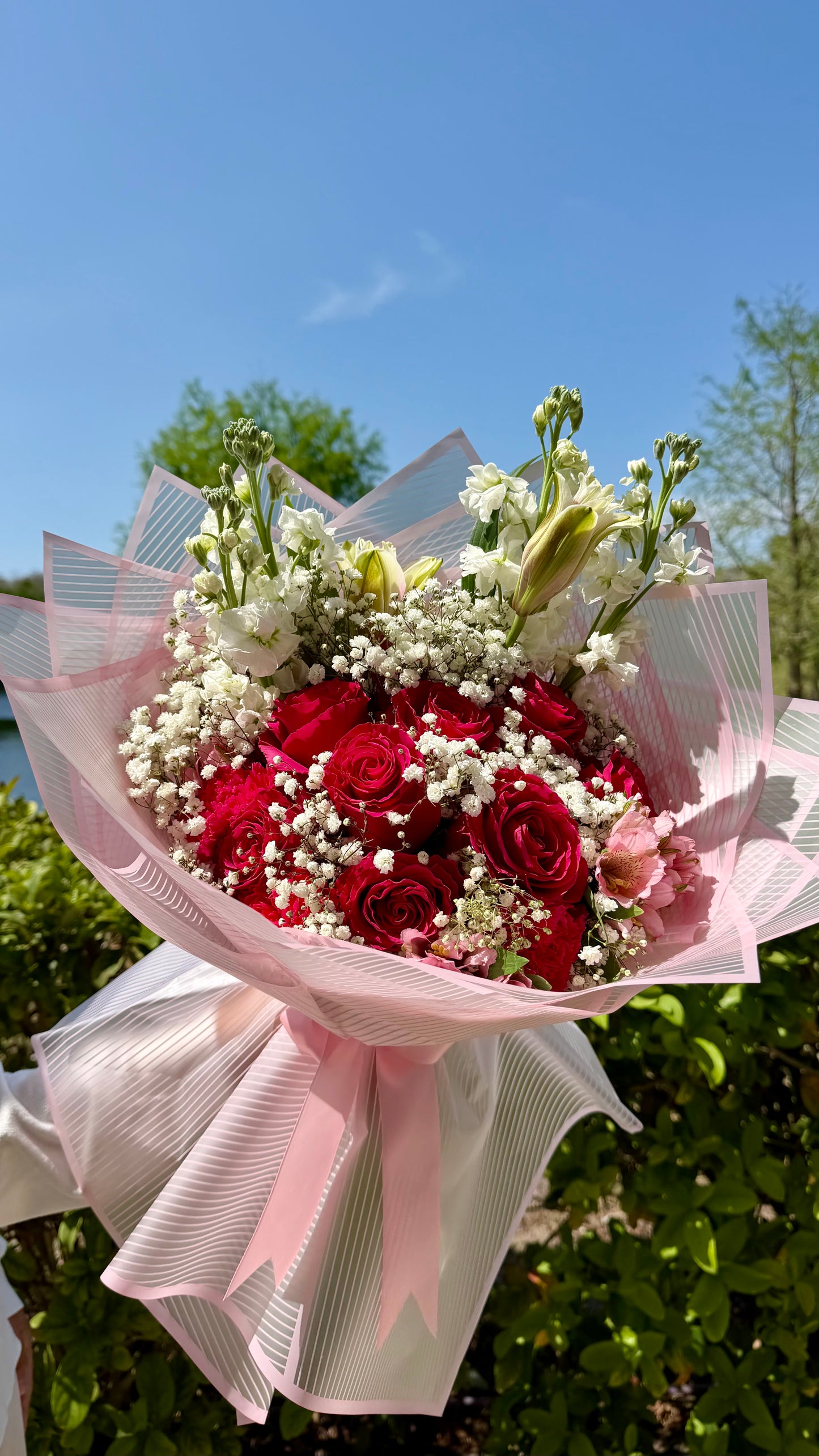 Petal Kiss Bouquet