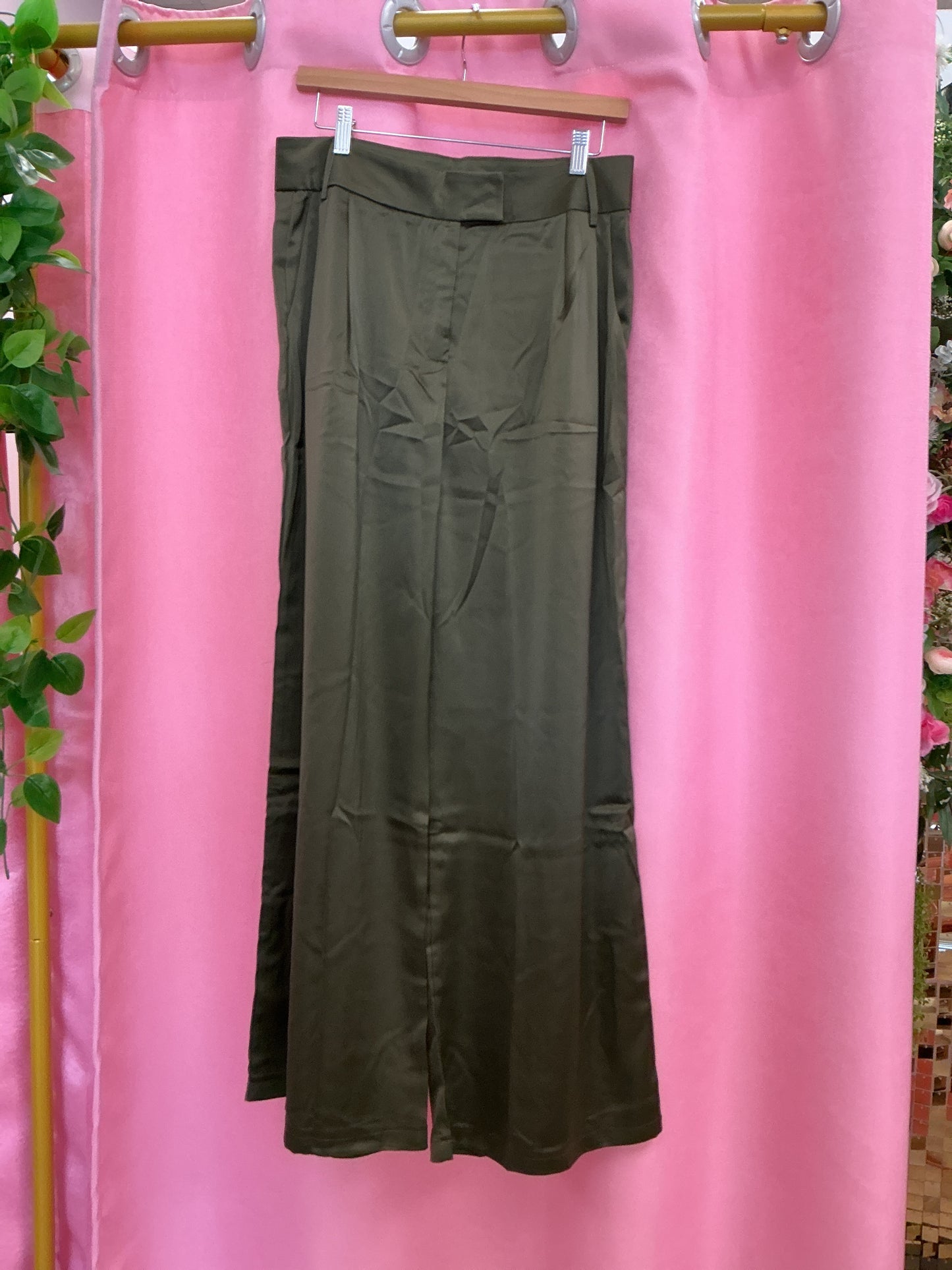 Pantalón de vestir con pliegues 100