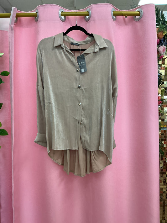 Camisa de seda con botones
