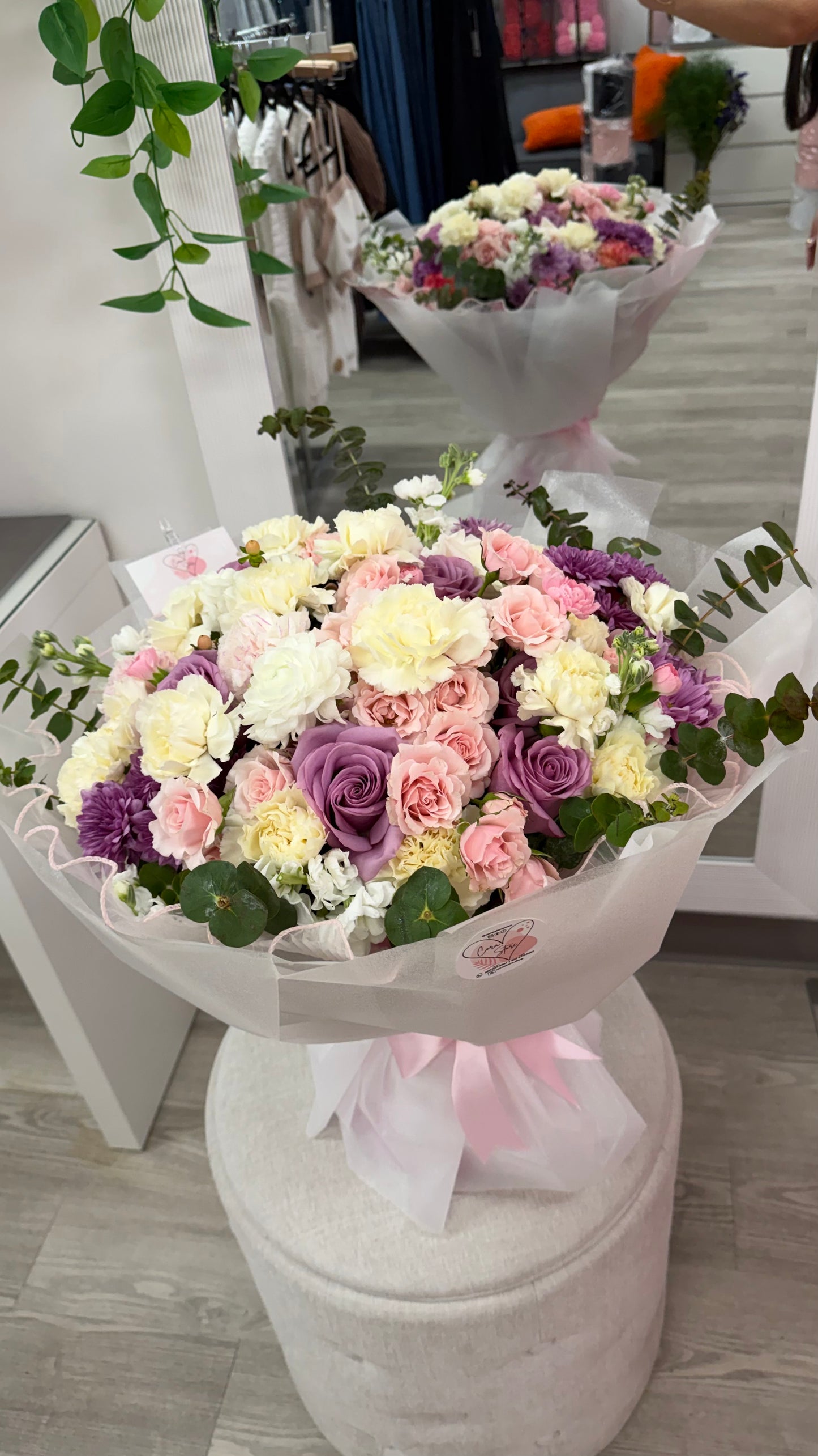 Violet Rosé Bouquet