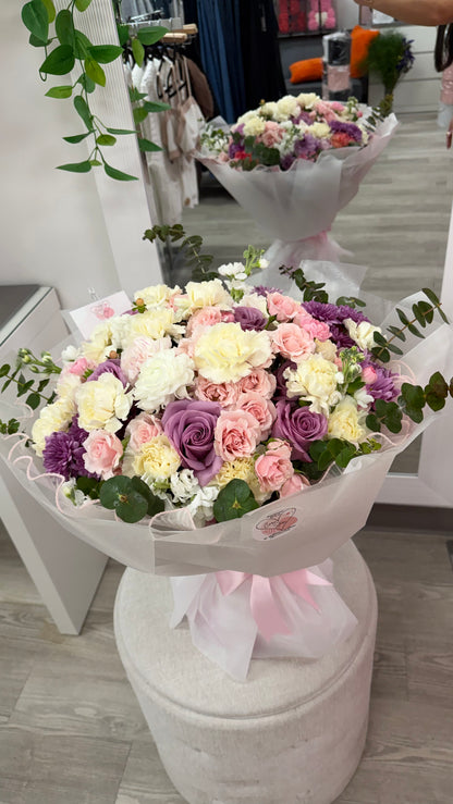 Violet Rosé Bouquet