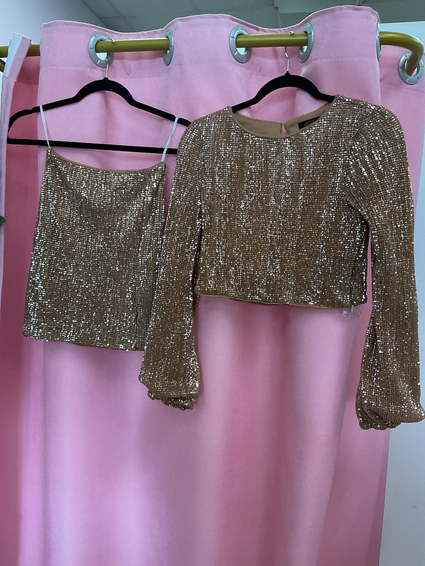 Set blusa manga larga y falda