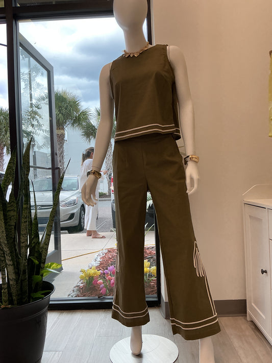 Set Blusa Manga Siza  y Pantalón Aplique de Palmera