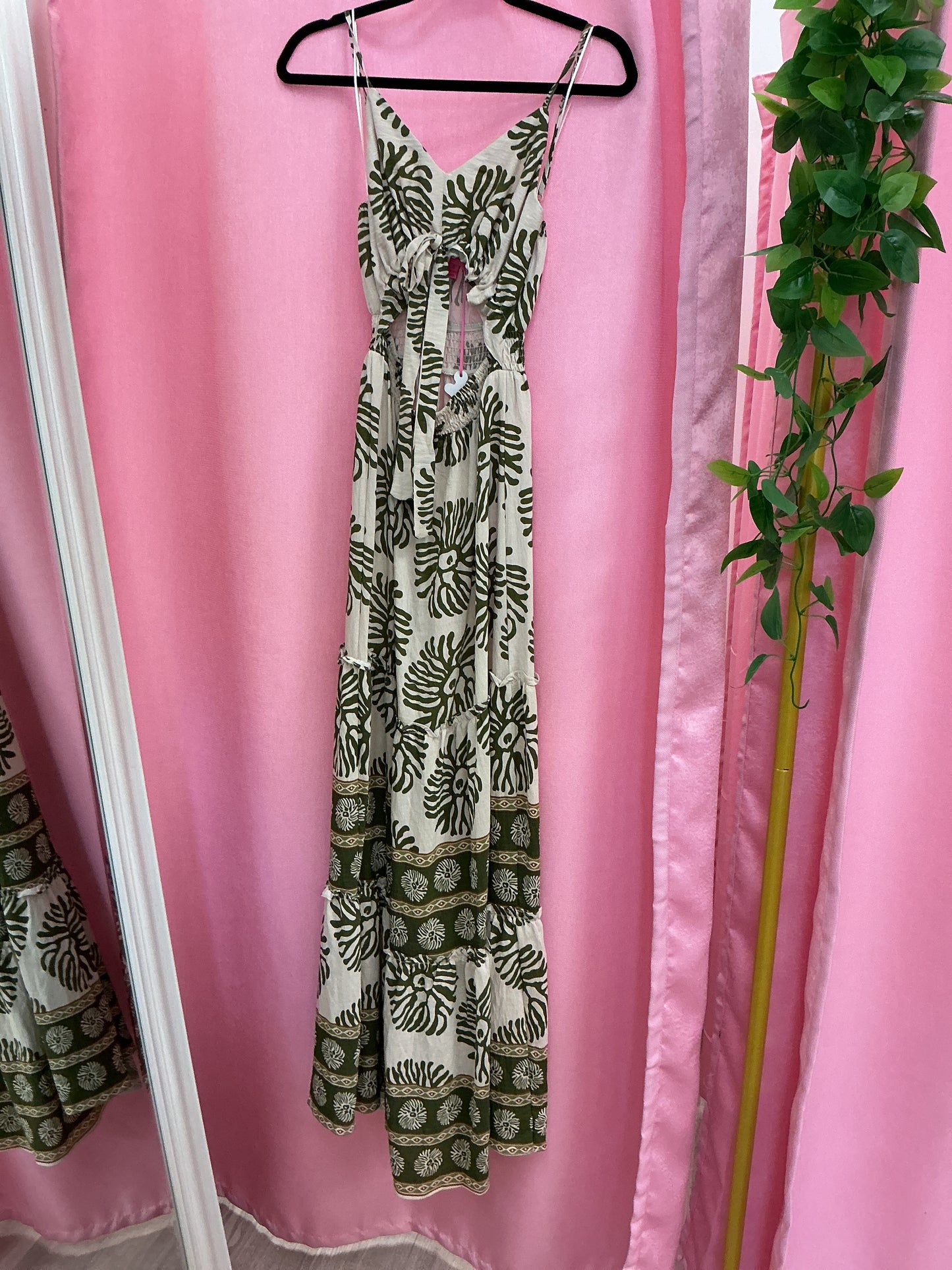Vestido estampado abierta al frente