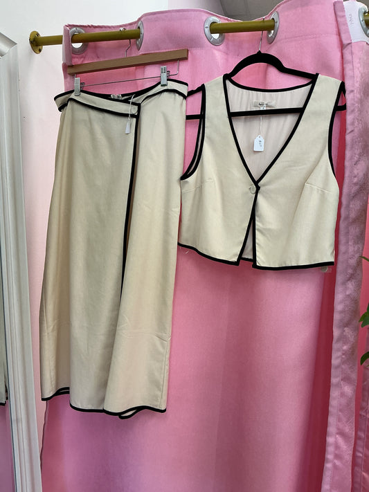 Set chaleco y (falda larga)