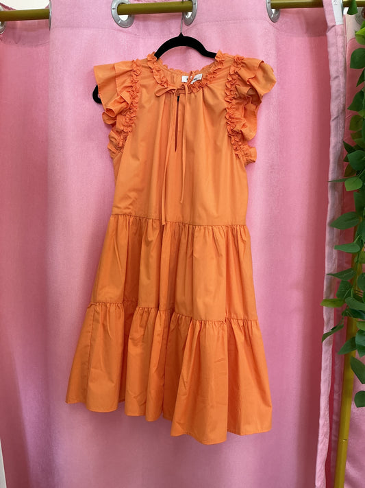 Vestido corto con detalles en hombros