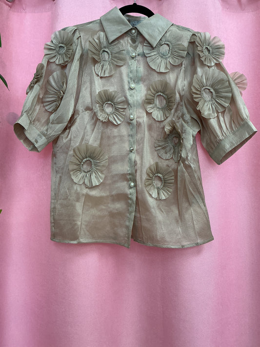 Blusa Bordada con Flores y Manga Corta