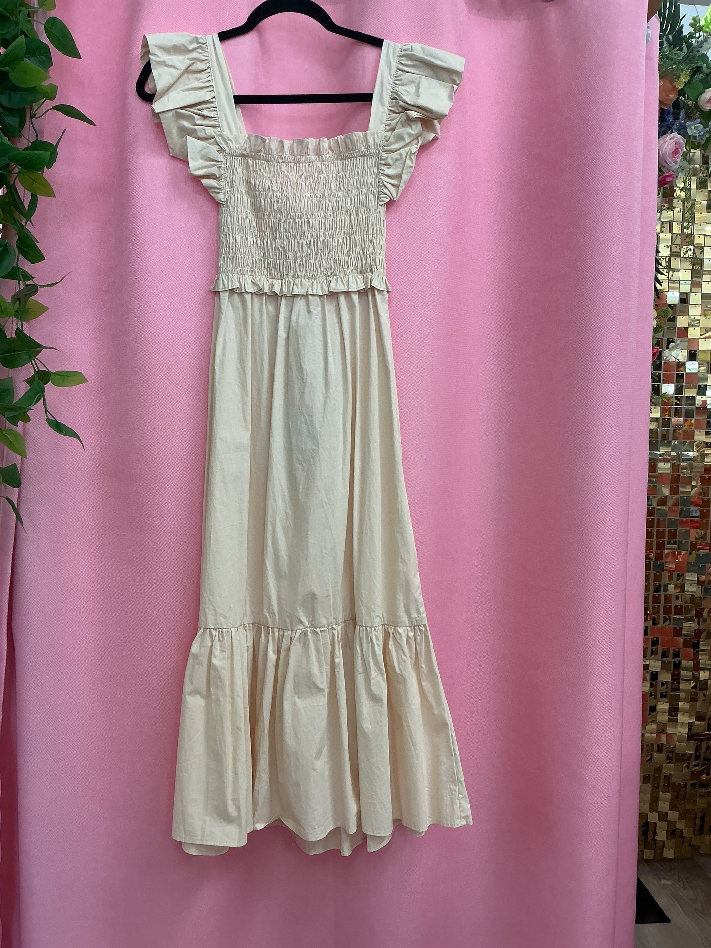 Vestido Arruchado Largo Color Beige