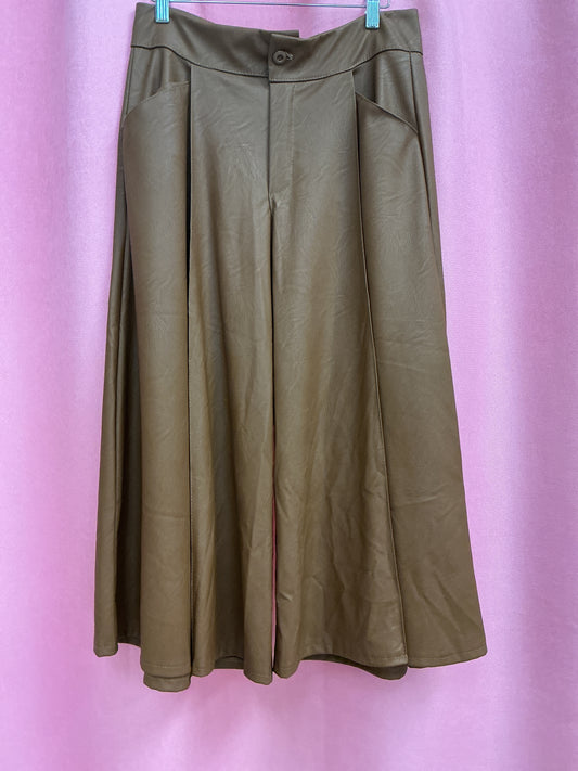 Pantalón Palazzo de Cuerina Color Camel