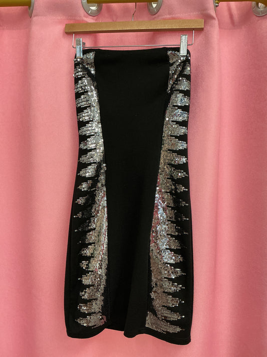 Vestido strapless negro