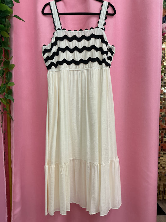 Vestido Plus Beige y Negro